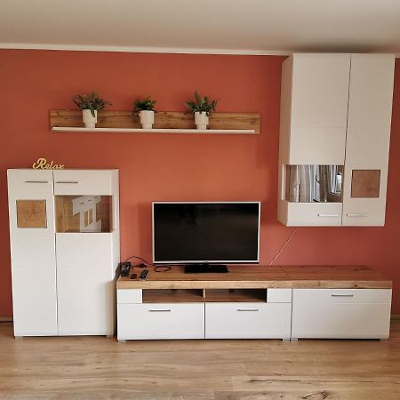 Gemuetliche 90 Qm Wohnung In Saarburg, Zentral Gelegen, Garten Mit Aussicht, Separater Eingang Екстер'єр фото