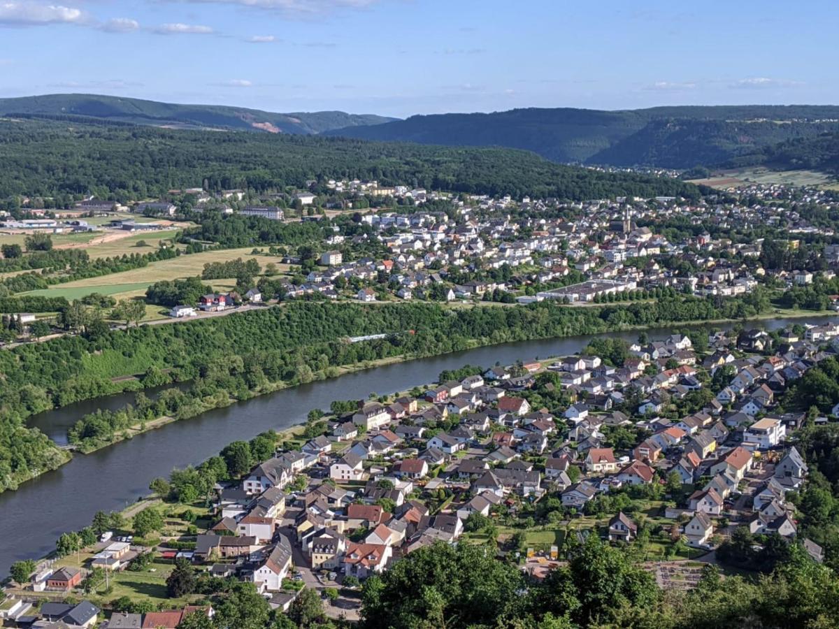 Gemuetliche 90 Qm Wohnung In Saarburg, Zentral Gelegen, Garten Mit Aussicht, Separater Eingang Екстер'єр фото