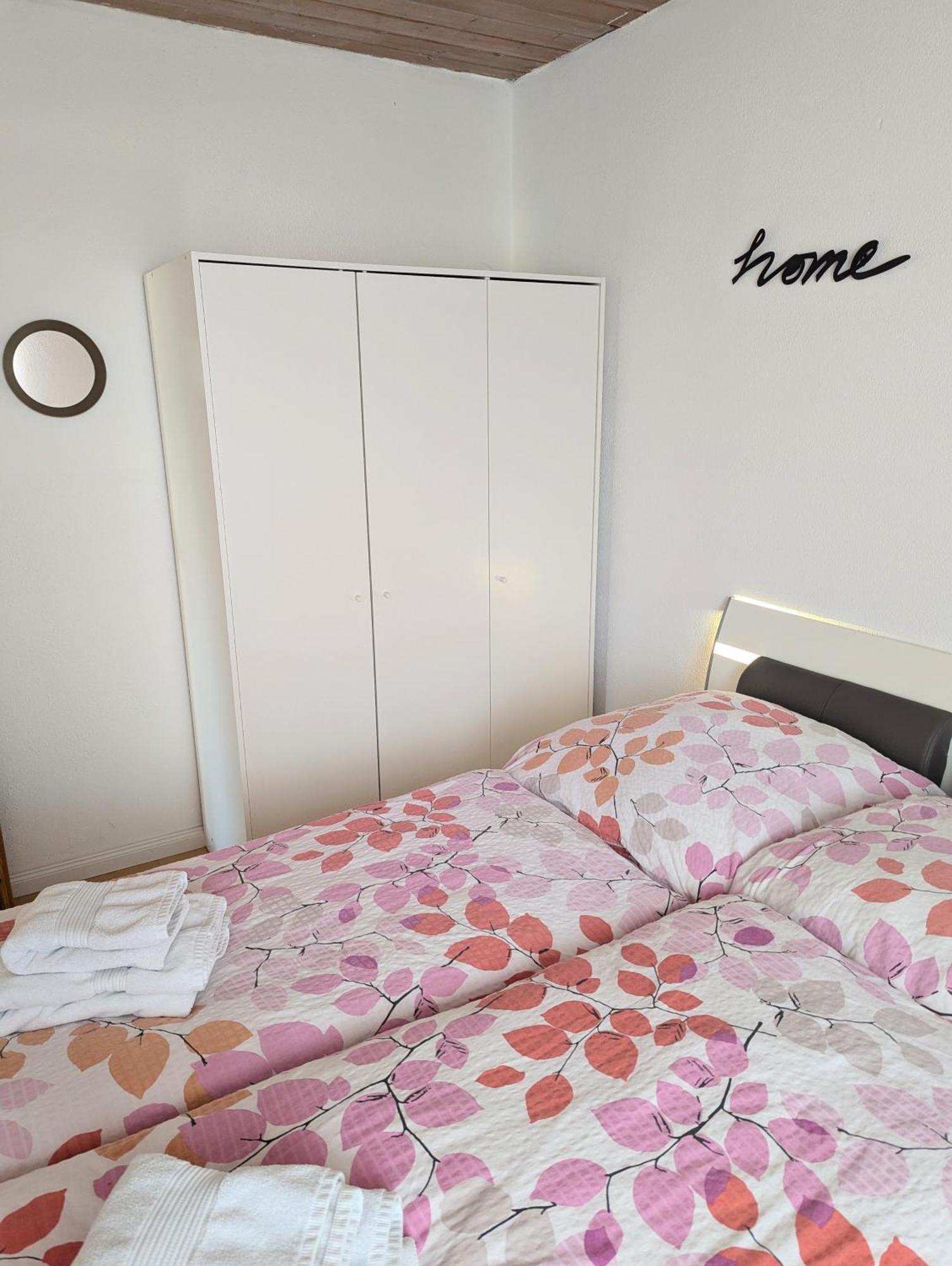 Gemuetliche 90 Qm Wohnung In Saarburg, Zentral Gelegen, Garten Mit Aussicht, Separater Eingang Екстер'єр фото